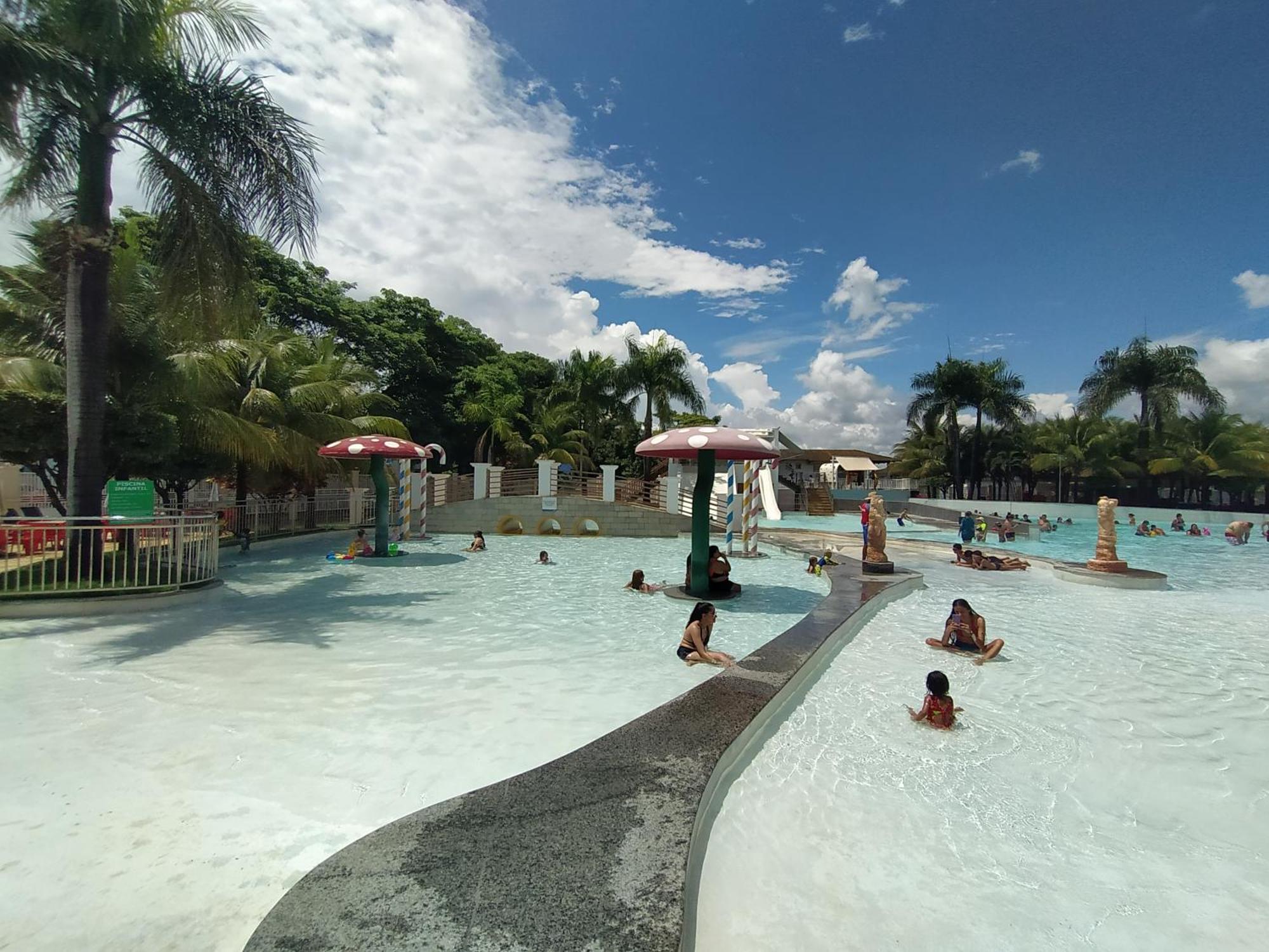קאלדס נובאס Lacqua Diroma, Mais Parque Acquatico Com Piscina De Ondas מראה חיצוני תמונה